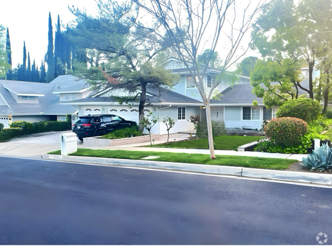 Building Photo - 5055 Ludgate Dr