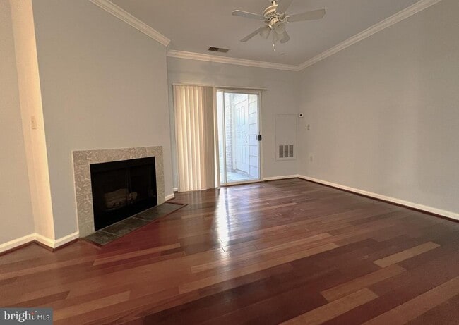 Foto del edificio - 12919 Alton Square