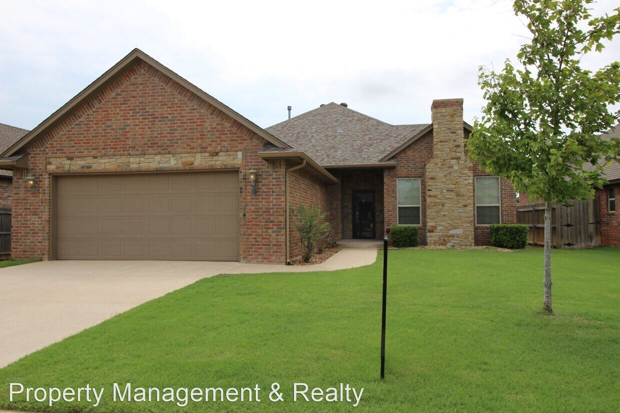 Primary Photo - 3 br, 2 bath House - 18221 Bridlington Dr