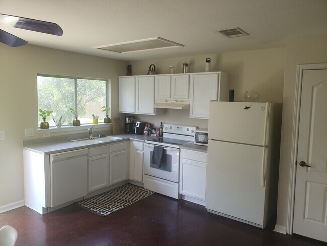 Foto del edificio - 7601 Marble Crest Dr