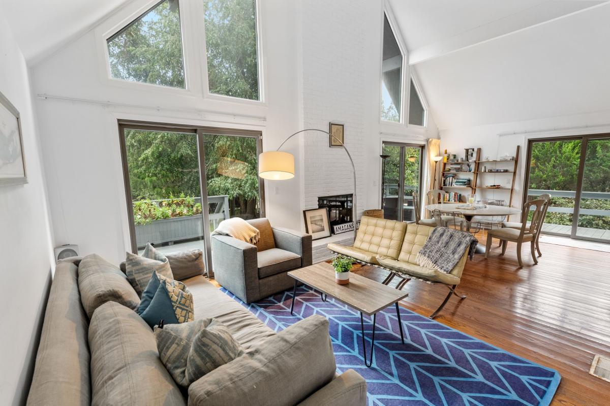 32 Gardiner Dr, Amagansett, NY 11930 House Rental in Amagansett, NY