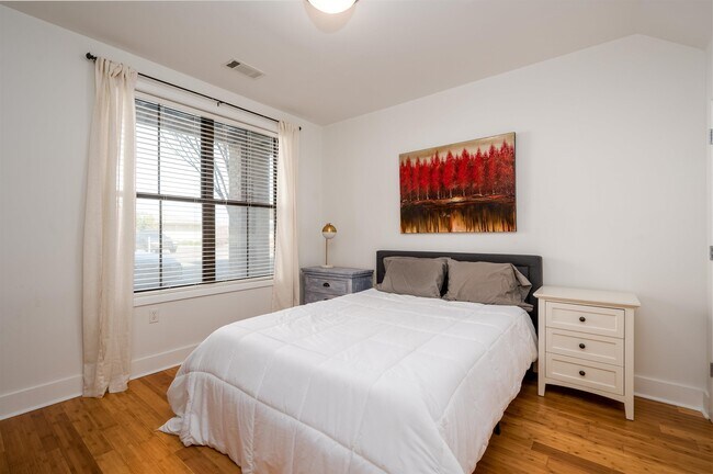 Foto del edificio - 379 Cobalt Bay Loop