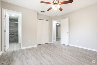 Building Photo - 5835 Spearman Cir