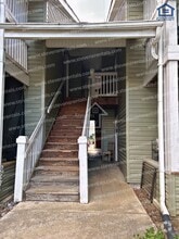 Building Photo - 430 Oriole Dr