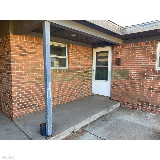 Building Photo - 4 br, 2 bath House - 407 Iroquois Trail B