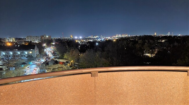 Building Photo - 2500 Mystic Valley Pky