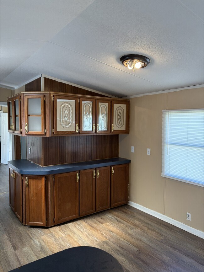 Foto del edificio - 97 Connector Rd