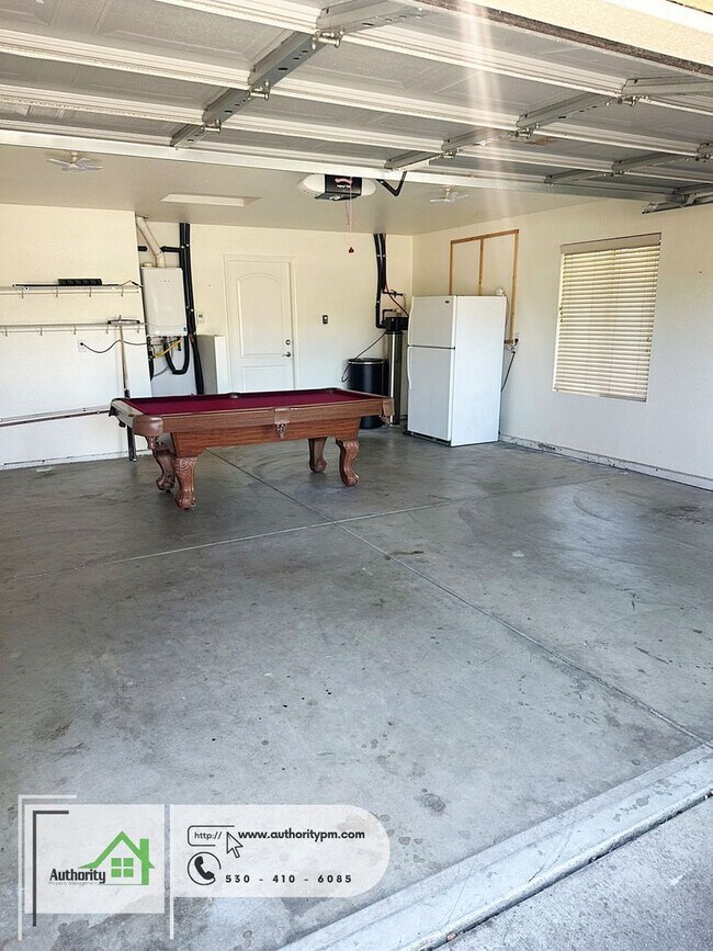 Building Photo - 2709 Citrine Ave
