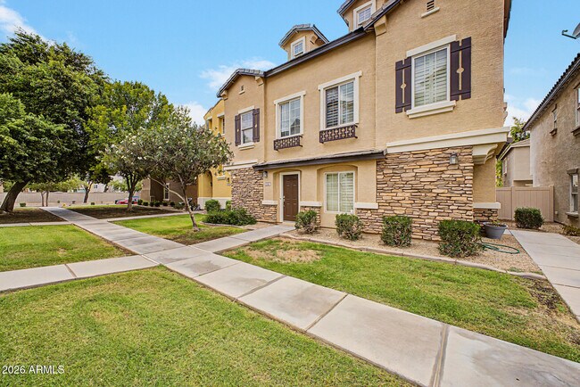 Building Photo - 4161 E Jasper Dr