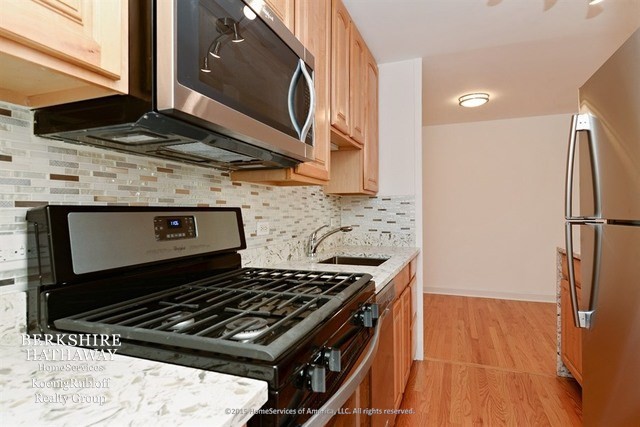 Foto del edificio - 3950 N Lake Shore