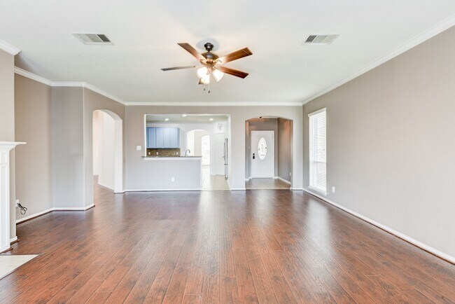 Foto del edificio - Marvelous 6bed 3.5 Bath Home in Cypress, TX!