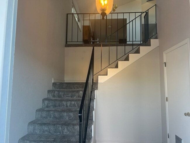 Foto del edificio - 515 Ash St