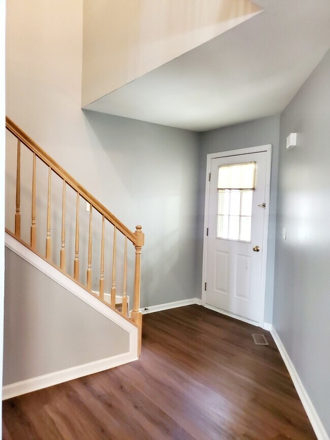 Building Photo - 1007 Horizon Ridge