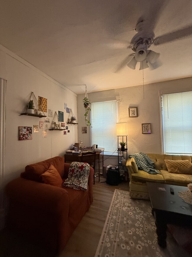 Building Photo - 120 S Blair St