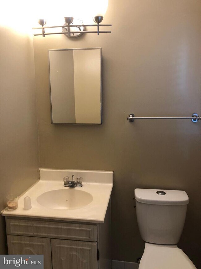 Building Photo - 39084 Chaptico Rd