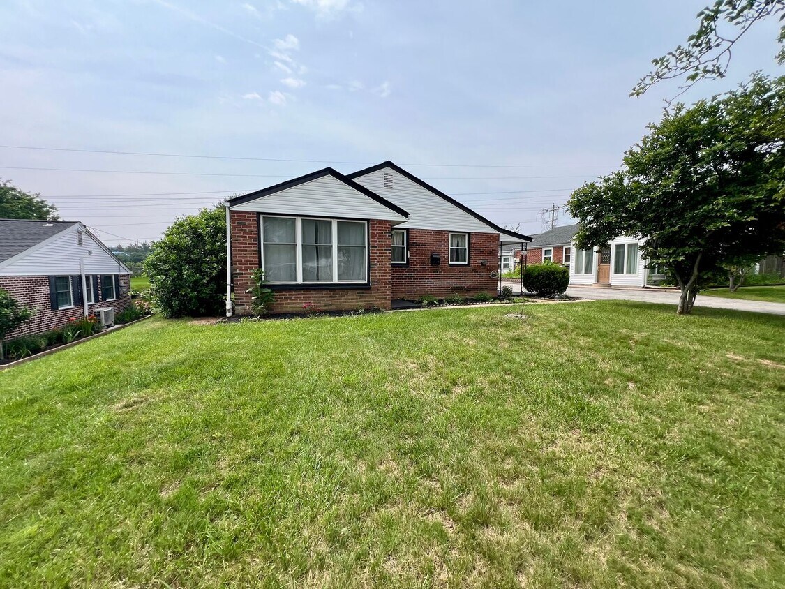 Foto principal - Stunning Single Family Home in King of Pru...