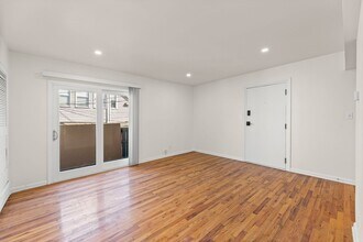 Building Photo - 4903-4913 Walnut St