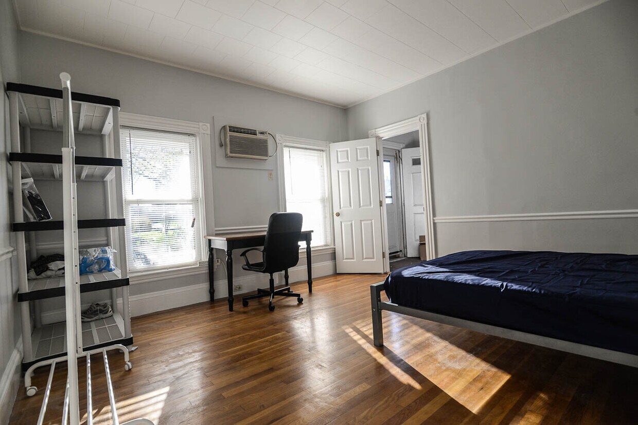 Foto del edificio - 167 Main ST