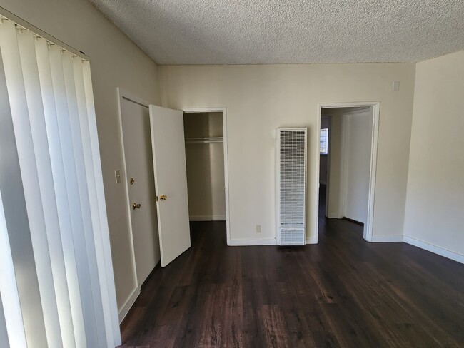 Building Photo - 4353 Don Tomaso Dr