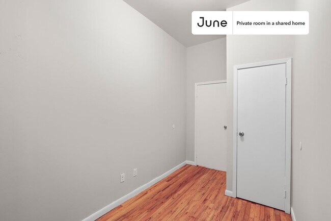 Foto del edificio - Room in Shared 4 bed/2 bath home