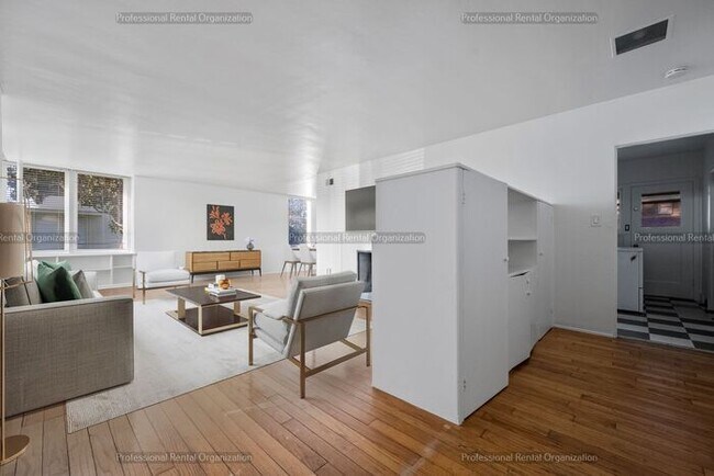 Building Photo - Coming Soon..........Large Historical Mare...