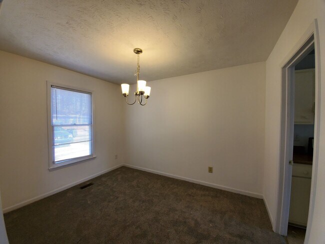 Foto del edificio - 9416 Gooden ~ Lake Rim Estates **THIS HOME...