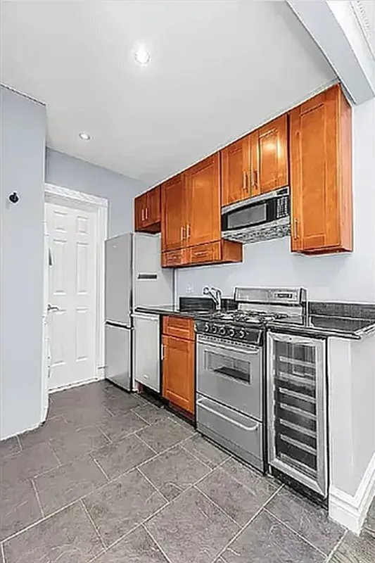 Foto del edificio - 722 10th Ave