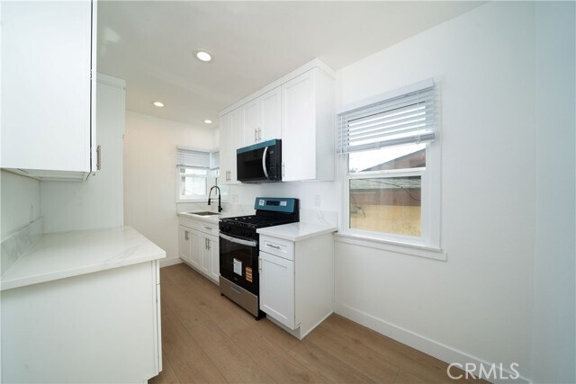 Foto del edificio - 1050 Cedar Ave