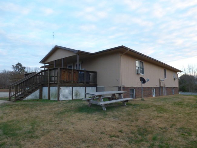 Foto del edificio - 25545 Nugget Dr