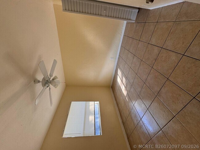 Foto del edificio - 825 NW 10th Terrace