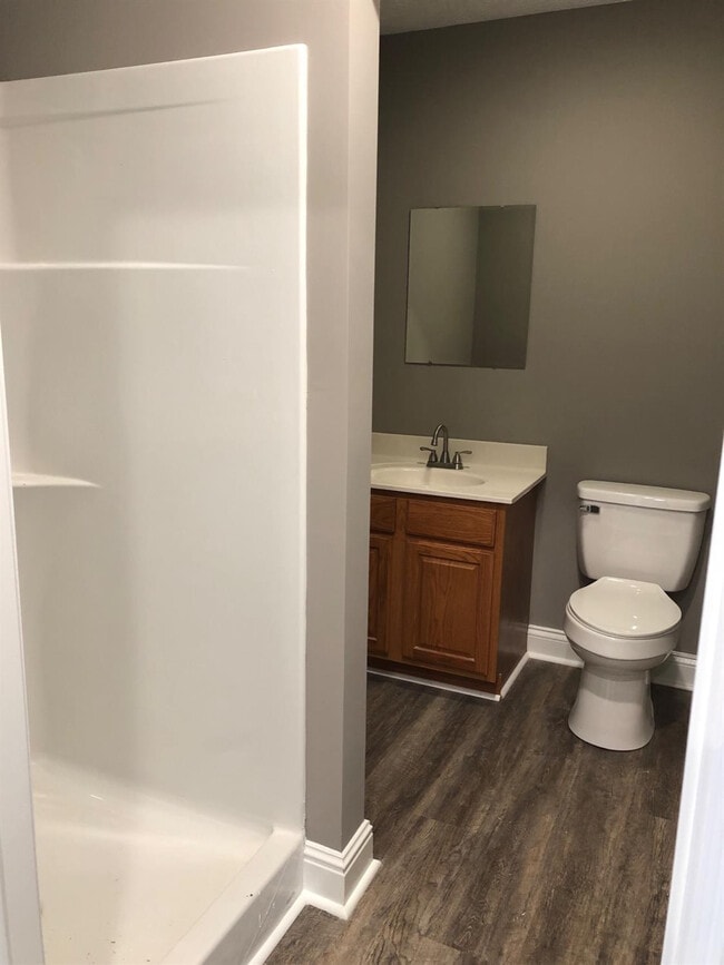 Building Photo - 109 N Killarney Ln