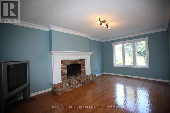 Building Photo - 1906 Stoneybrook Ct