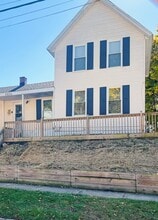 Building Photo - 1104 3rd St NW