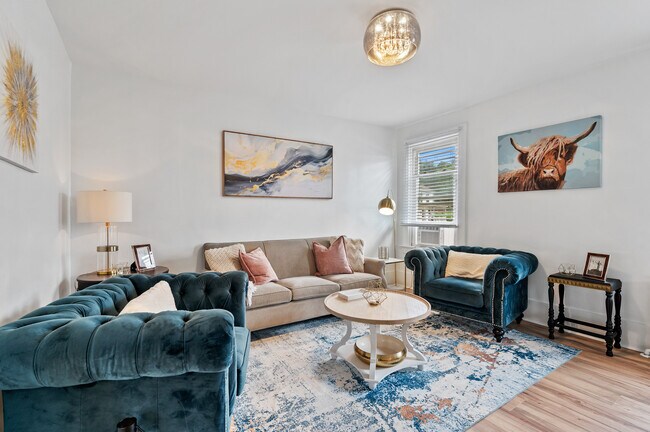 Photo - 215 Center Ave Apartment