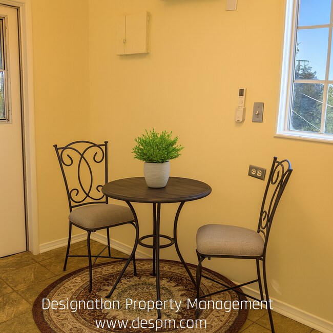 Foto del edificio - 6208-6212 Roy St