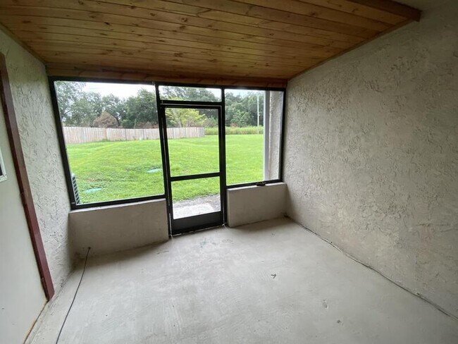 Foto del edificio - 2759 Devie Ct