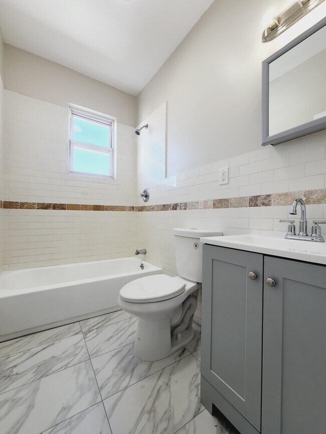 132 Wilkinson Ave 3R - 134 Wilkinson Ave