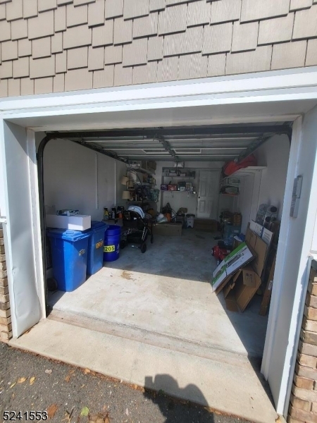 Building Photo - 1205 Rhoads Dr
