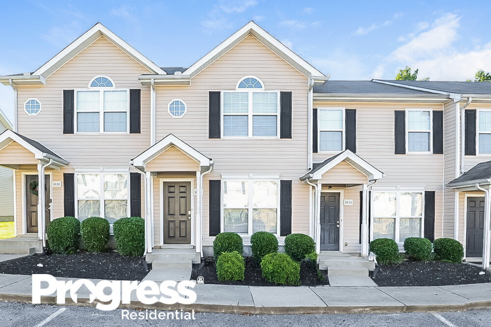 Foto principal - 8036 Logan Dr