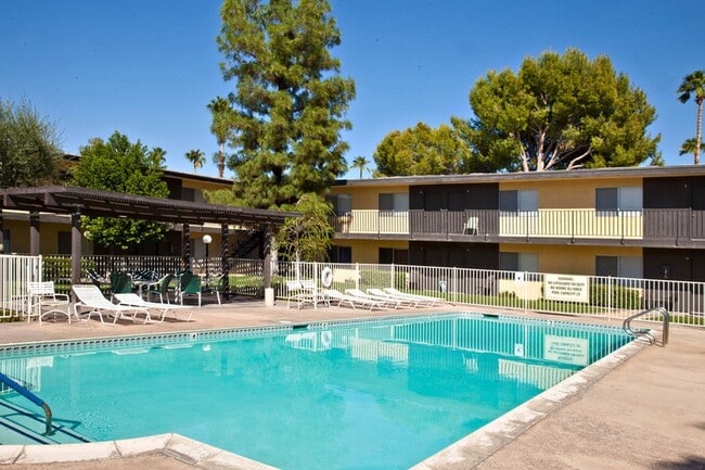 Building Photo - Panorama Apartments