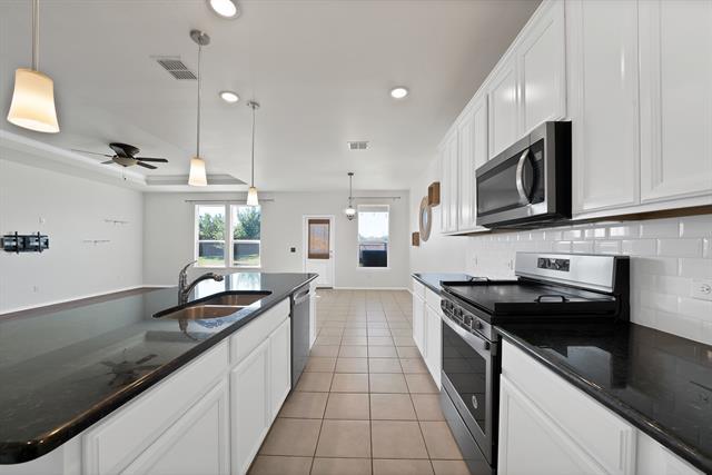 Building Photo - 820 Lemongrass Ct