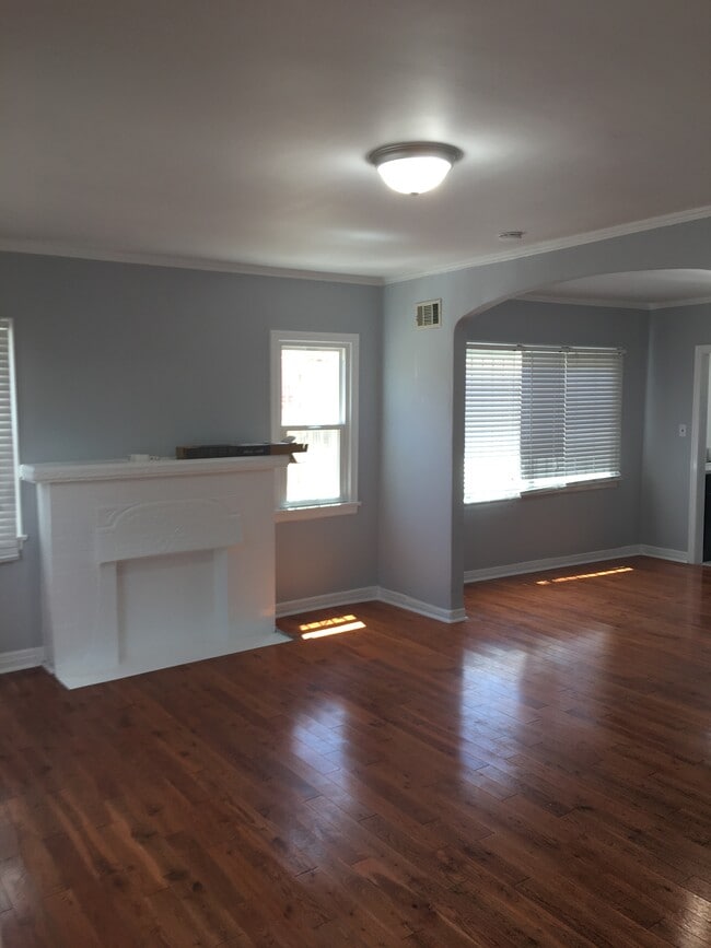 1437 Dunsmuir S Ave Unit 1437, Los Angeles, CA 90019 Apartments in