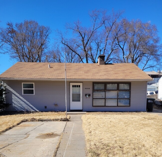 Photo - 6666 N Decatur St House