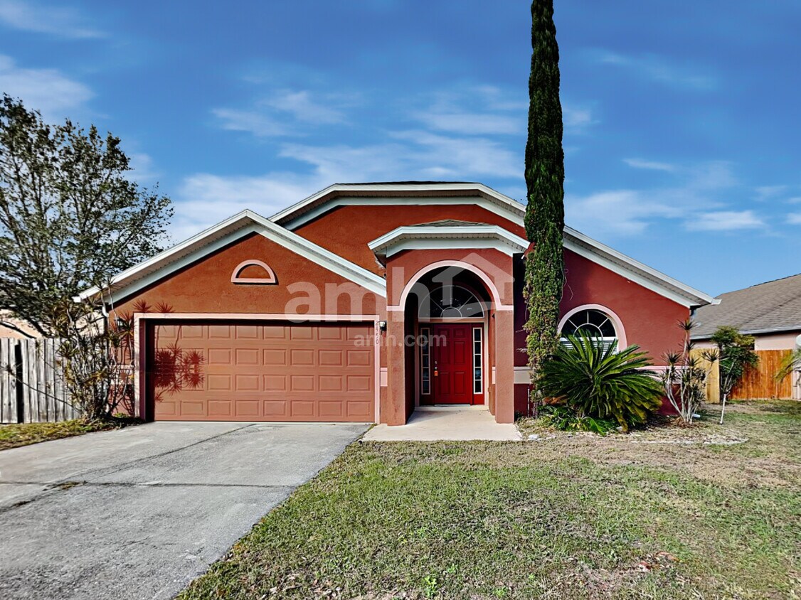 2450 Farringdon Drive House Rental in Tavares, FL