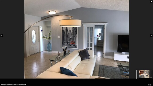 Foto del edificio - 10305 Crosswind Rd