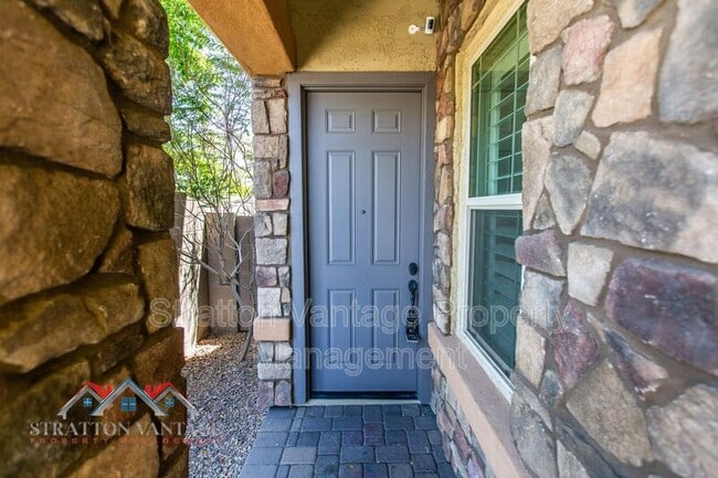 Building Photo - 4721 E Casitas Del Rio Dr