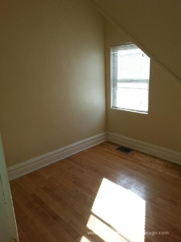 Building Photo - 2937 N Kimball Ave