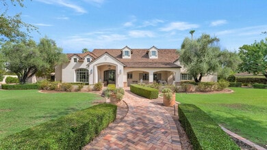 Building Photo - 6248 E Montecito Ave