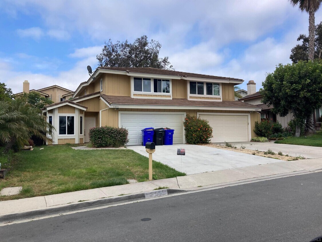 13551 Ridley Rd, San Diego, CA 92129 Townhome Rentals in San Diego CA