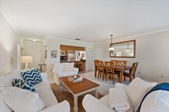 Building Photo - 13334 Polo Club Rd